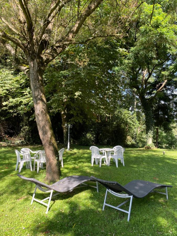 Logis Deshors-Foujanet Hotel Chamboulive Bagian luar foto