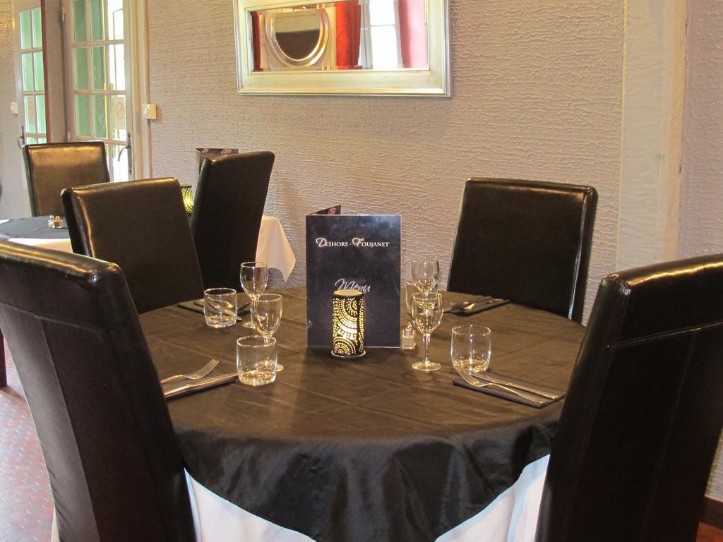 Logis Deshors-Foujanet Hotel Chamboulive Bagian luar foto
