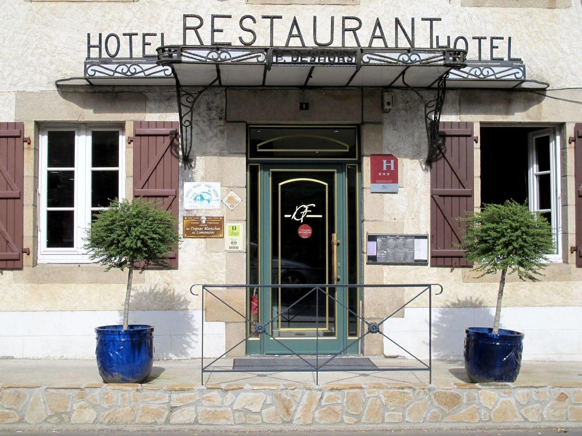 Logis Deshors-Foujanet Hotel Chamboulive Bagian luar foto